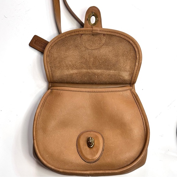 Vintage Coach Post Pouch - Camel - Picture 7 of 15